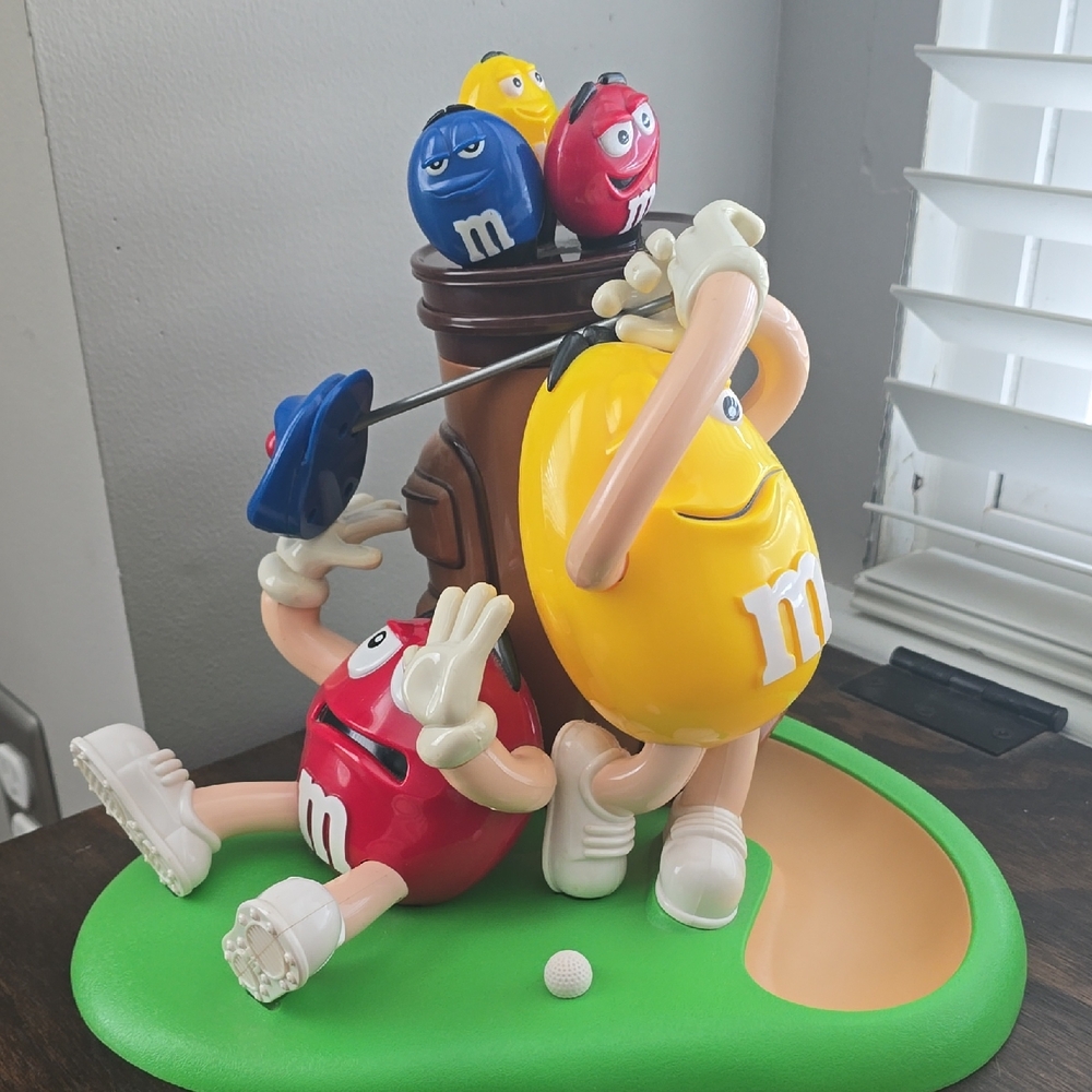 VINTAGE M&M'S LIMITED EDITION "Mulligan-Ville" Golf Candy Dispenser